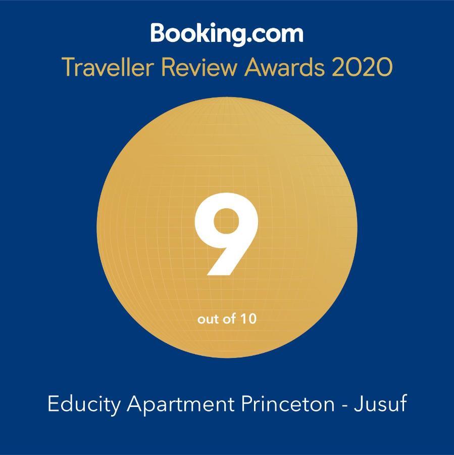 Educity Apartment Princeton - Jusuf Сурабая Екстериор снимка